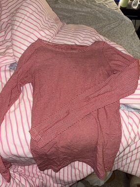 Brandy Melville Red and White Striped Long-Sleeve Top